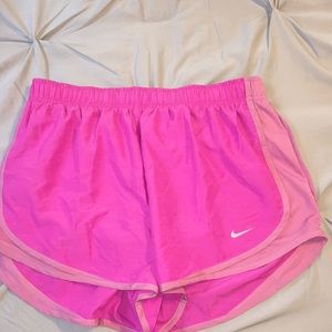 Nike Dri-fit athletic women’s shorts size large